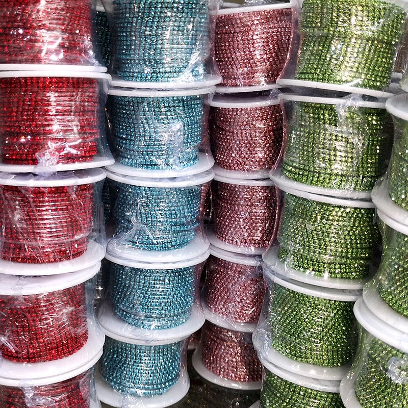 Yantuo wholesale customized 2mm 3mm Colorful Base Color Cup Chain Glass Rhinestone Chain Used for decoration