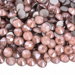 P128 Champagne Mocha