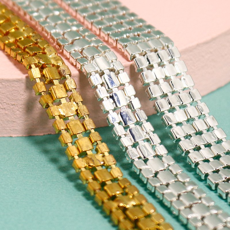 Custom Crystals Supplier Flower Pattern Acrylic Colorful AB Flat Back Crystal Rhinestone Trim