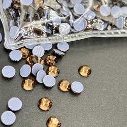 010 Smoked Topaz
