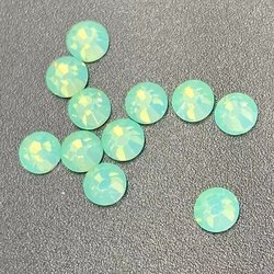041Green Opal