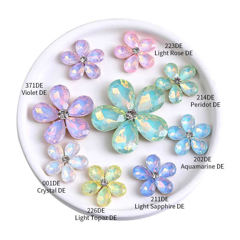 Xichuan New Design Waterdrop Rhinestones Alloy Flower Piont Back Loose Stones Glass Jewelry Art and clothing decorate