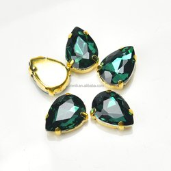 Green zircon