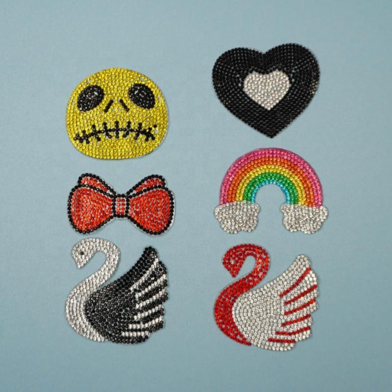 New Bling Rhinestone Letters Glitter Alphabet Applique new york Rhinestone Iron on Letter Patches for bags