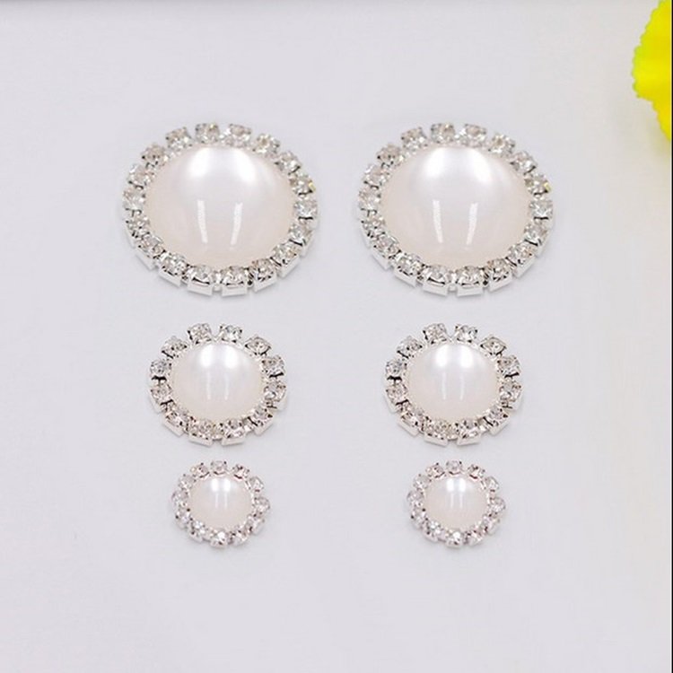 Wholesale Fashion Golden Chatons Claw ABS Half Round Pearl Rhinestone Buttons for Wedding Hairpins Garments DIY
