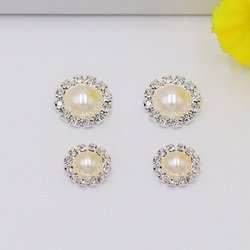 Silvercolor Base + Plastic Pearls