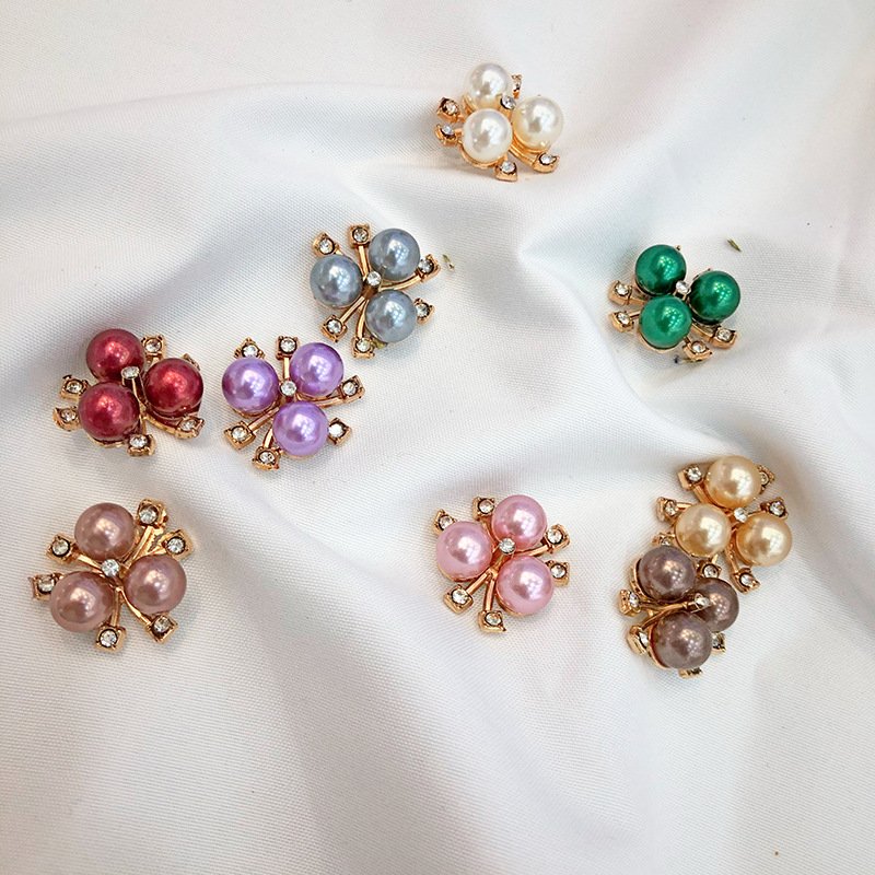 SINRONG Pearl Rhinestone Buttons Rhinestone Buttons Faux Pearl Embellishments Alloy Pearl Floral Brooch For Craft