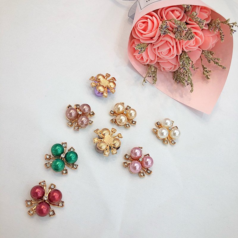SINRONG Pearl Rhinestone Buttons Rhinestone Buttons Faux Pearl Embellishments Alloy Pearl Floral Brooch For Craft
