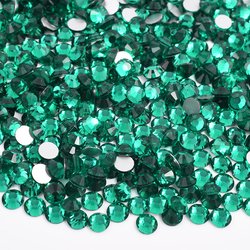 15 Green Zircon
