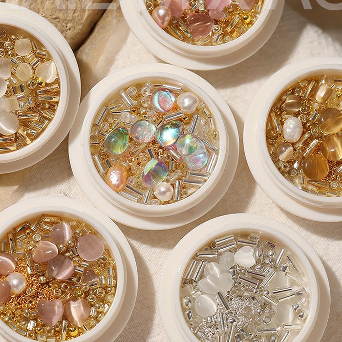 High Quality Rhinestone Accessories Crystal 3D Decoration Nail Decals Supplies Salon Nail Art