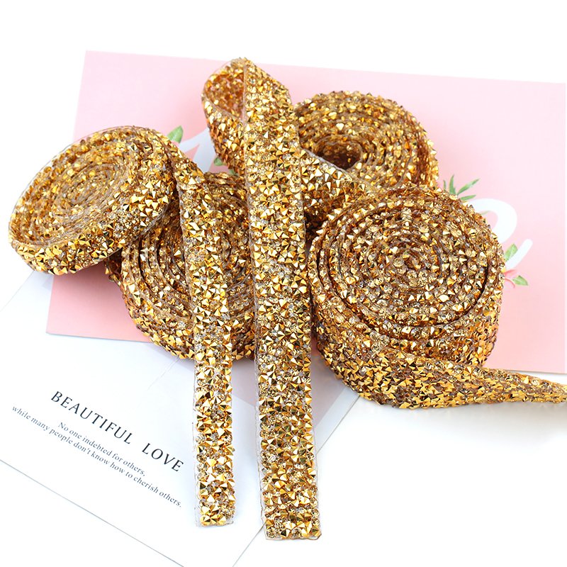 Qiao 1yard Golden Rhinestones Crystal Chain Hot Fix Glitter Dress Rhinestone Motifs Ribbon Hot-Fix Patches Applique