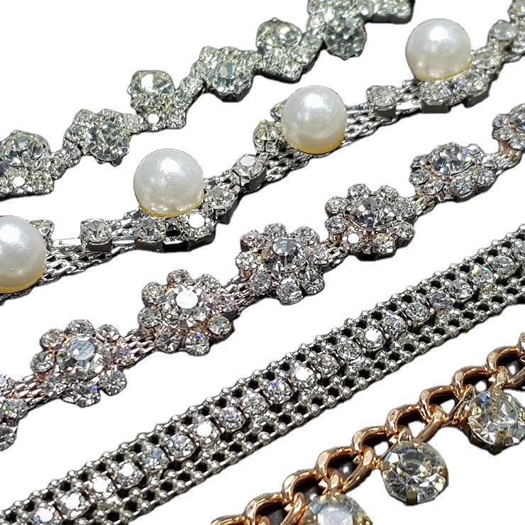 Wholesale custom pearl rhinestone metal chain