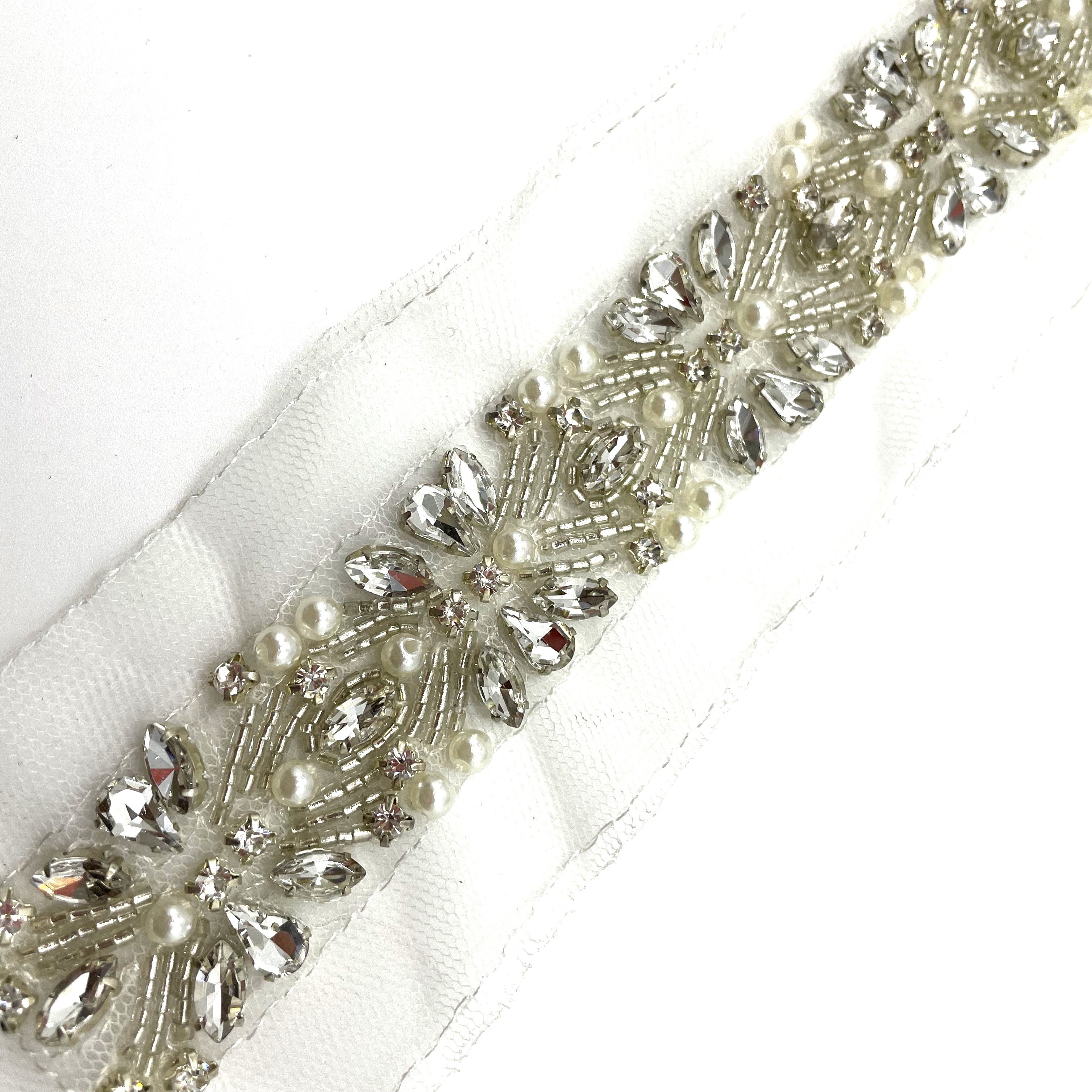 New Beautiful A Class shiny bling bling glass trim strass rhinestone applique bridal
