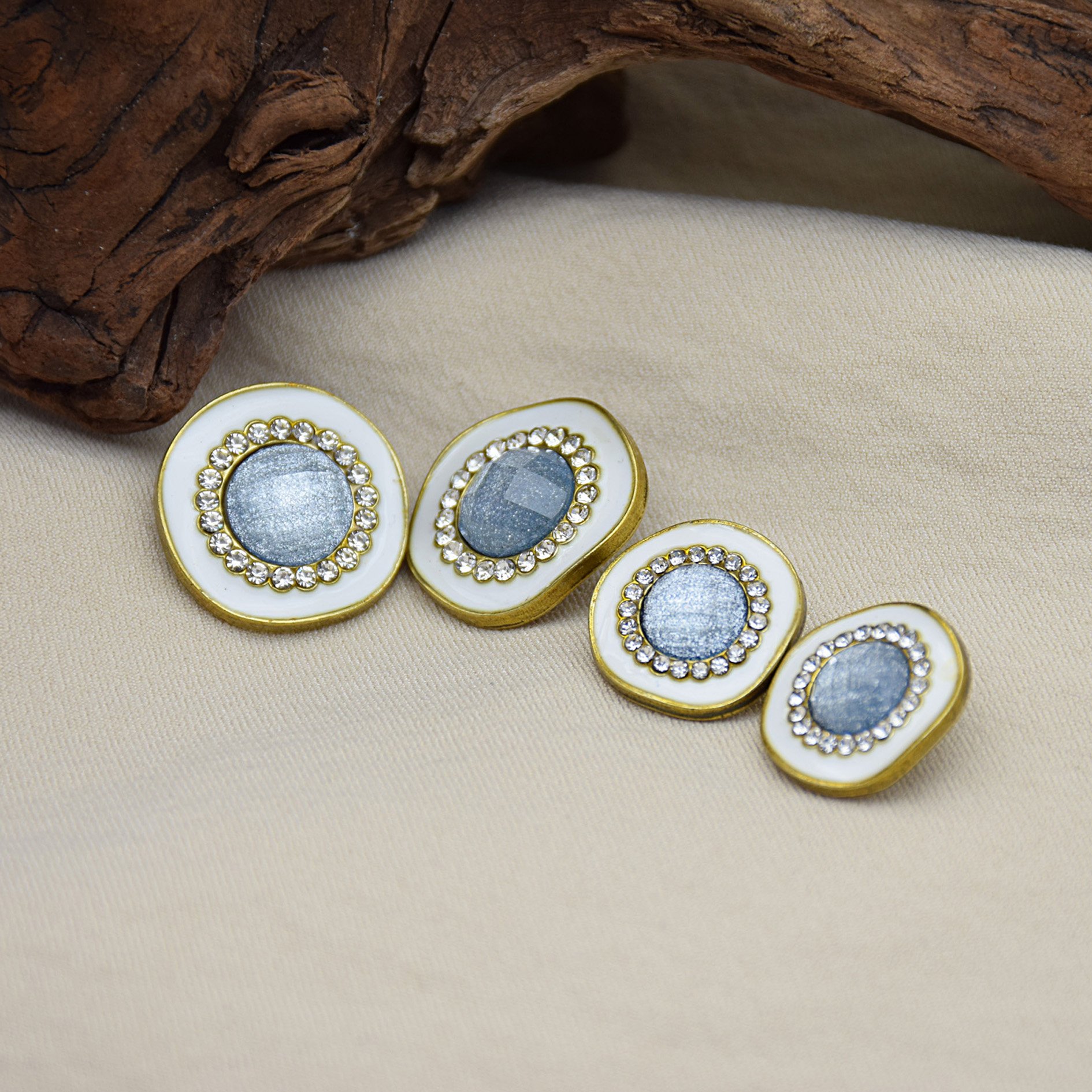Bukwang Metallic Vintage Resin Metal Buttons rhinestone Coat Button for Women Clothing