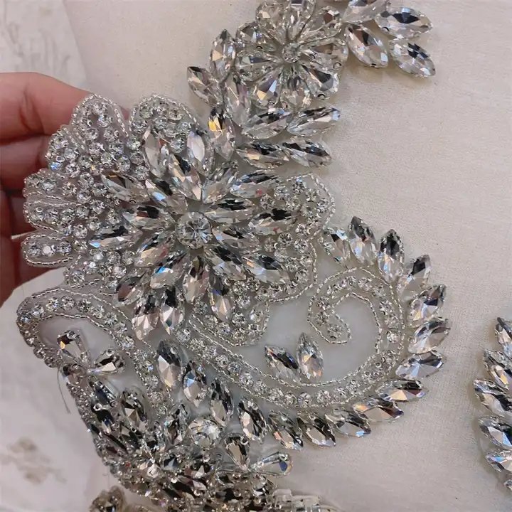 crystal rhinestone wedding collar with beaded appliques for clothes decoration
