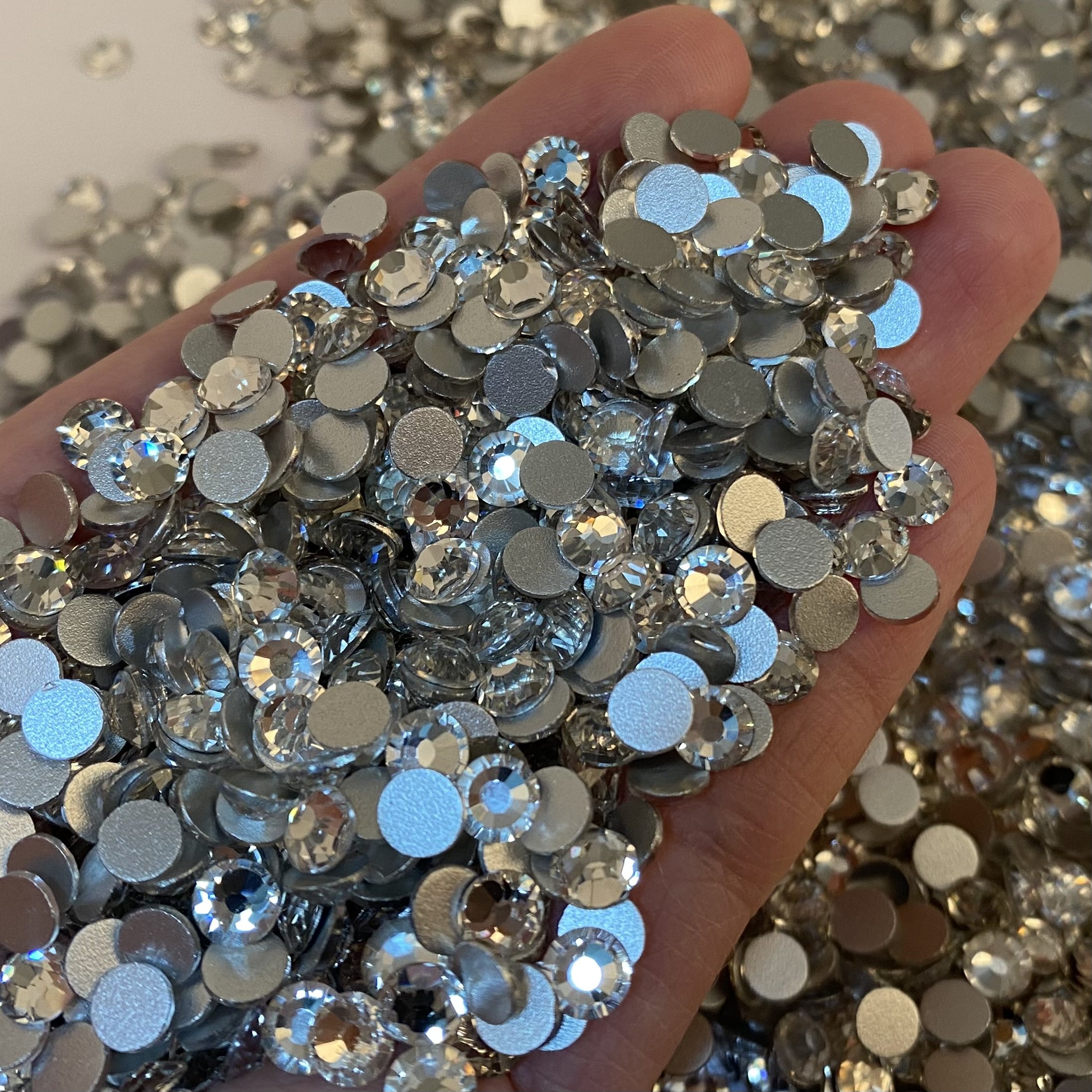 Wholesale Factory Price Multi Sizes Colorful Crystal AB Rhinestones Nail Rhinestones Bulk For DIY Crafts