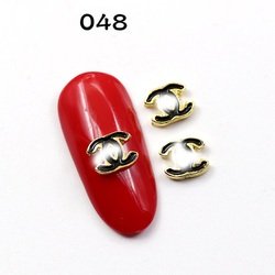 048