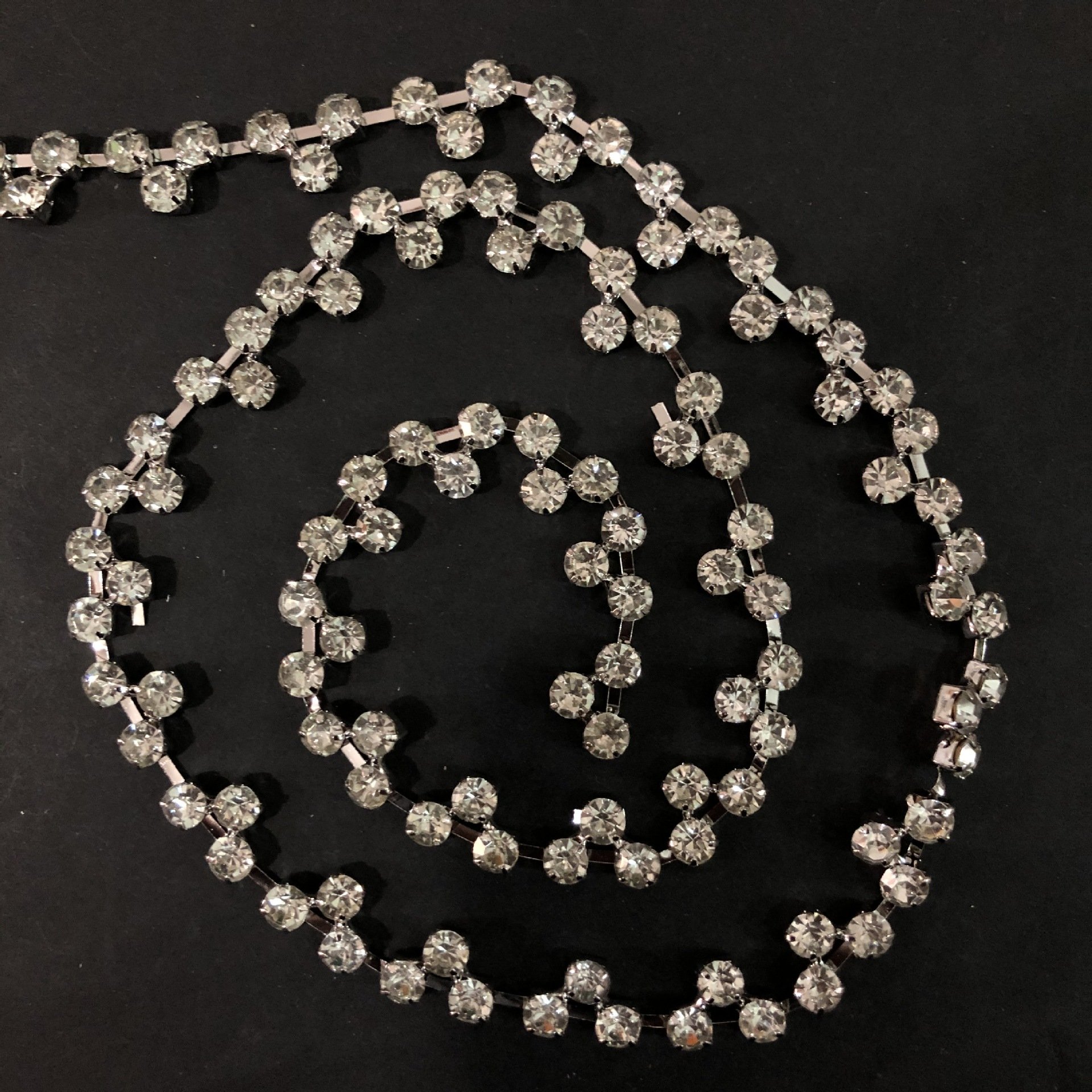wholesale 3 pieces rhinestone silver chain Crystal Trim Metal T shape claw for Clothing Shoes Bags Sewing Accessories