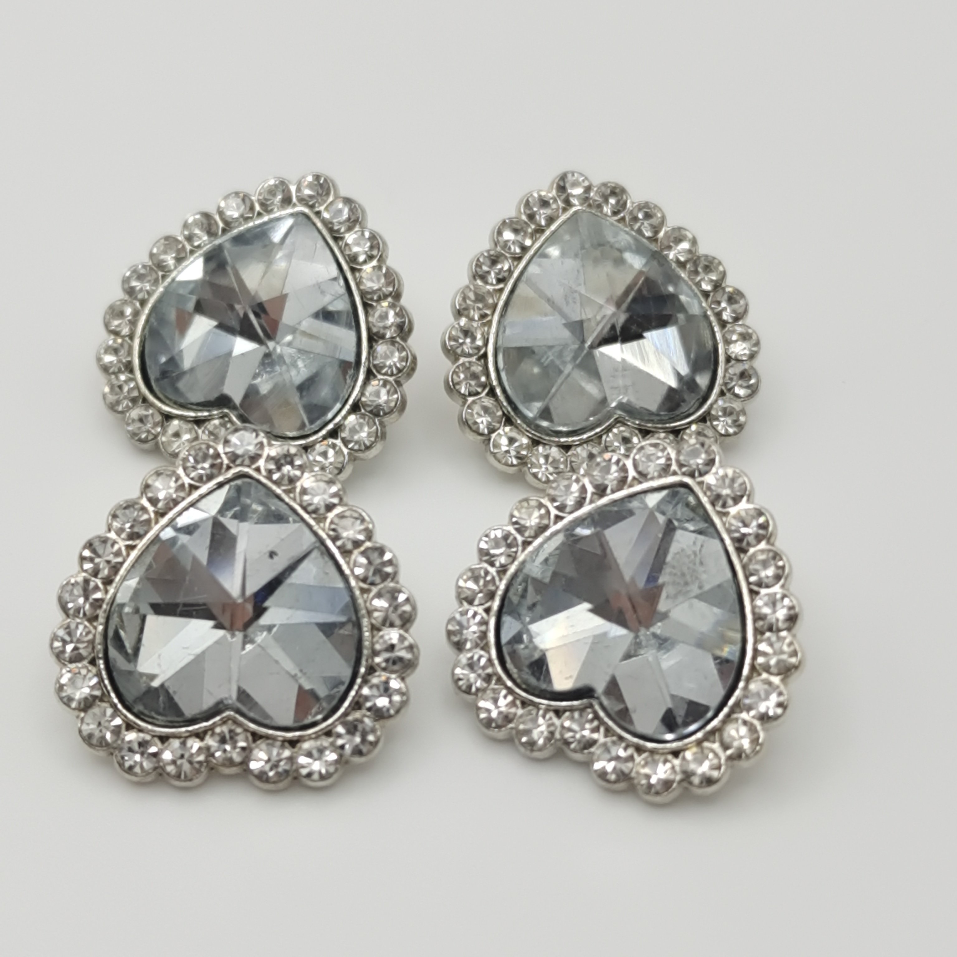 High Quality 21mm Heart-Shaped Clear Crystal Rhinestones Buttons Latest Design Vintage Metal Shank Glossy Button