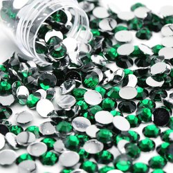 D05#DK Green