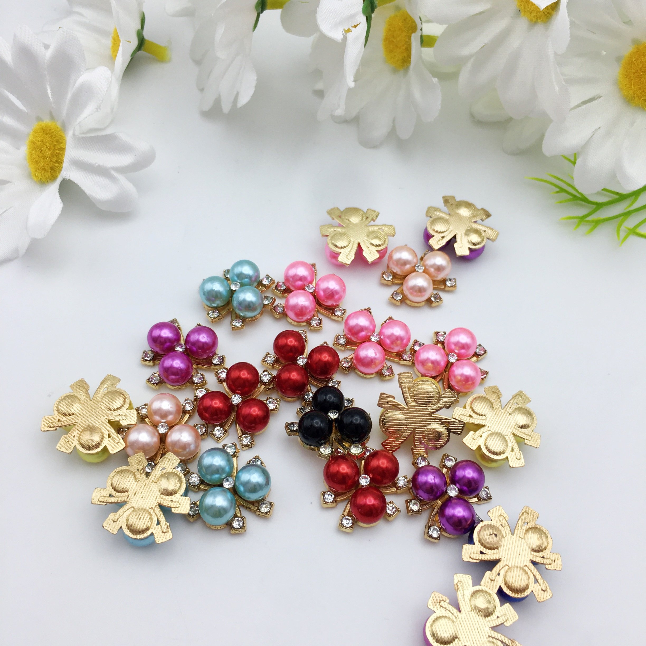 SINRONG Faux Pearl Embellishments Rhinestone Buttons Alloy Pearl Floral Brooch Sustainable Plating Techniques Clothing Crafts