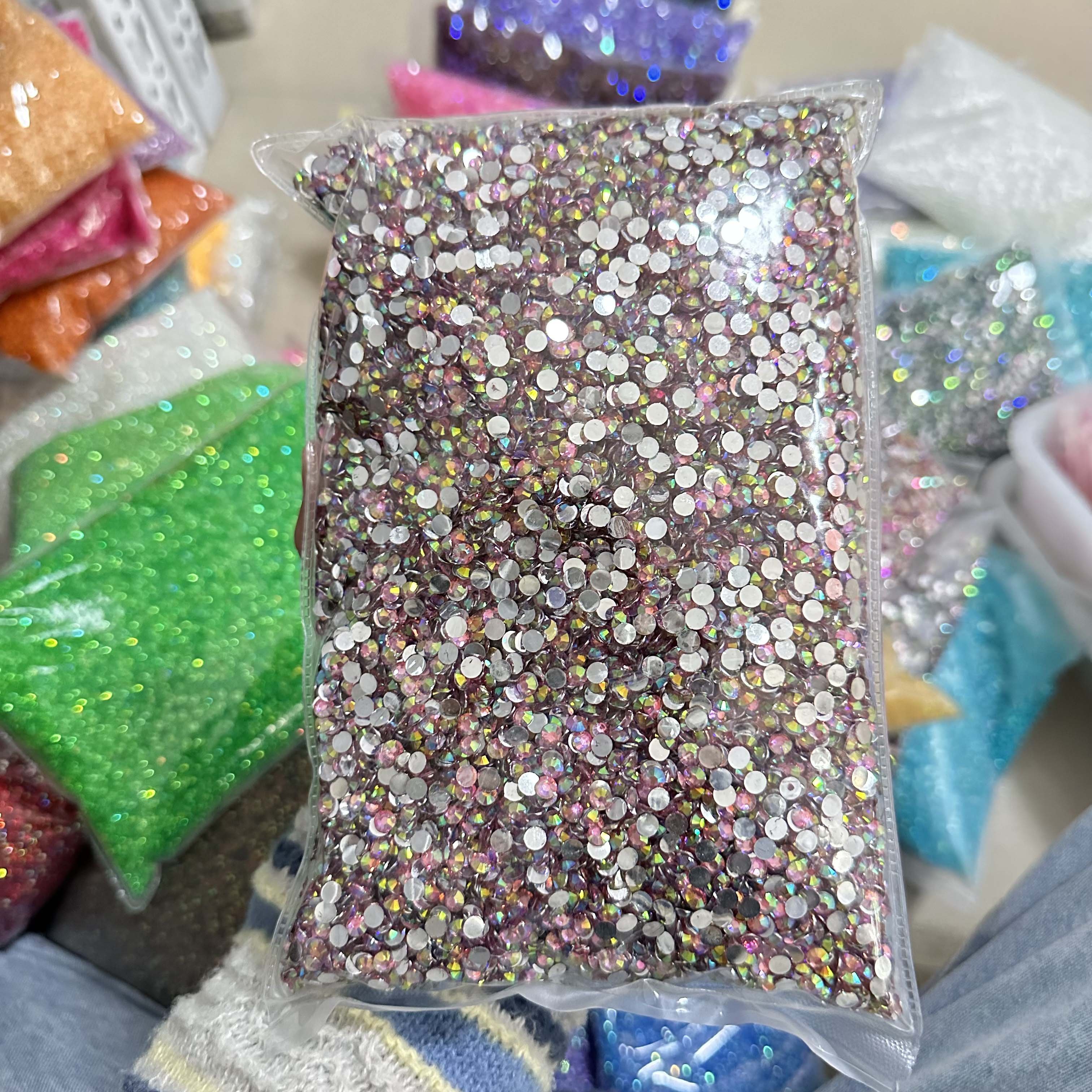 XULIN Over 100 Colors 2mm-6mm Customized Package Sliver Bottom AB Color Resin Flat Back Rhinestones Bulk