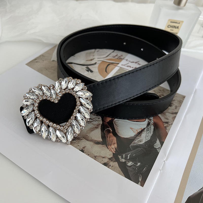 Low Price White Crystal Inlaid Hollow Heart Buckle Pu Leather Belts Available