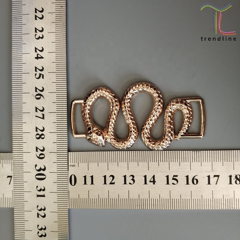 fashionable pattern snake gold bag buckle