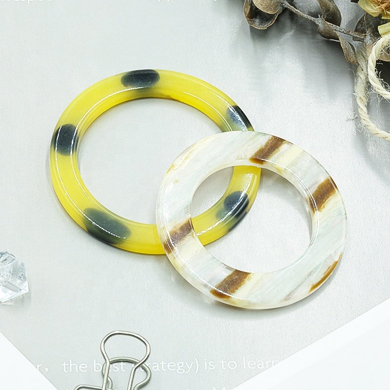 Customized Design Resin Women Coats round shape Belt Plastic Adjustable Slide buckles Round Waist plastic buckles For Clothing