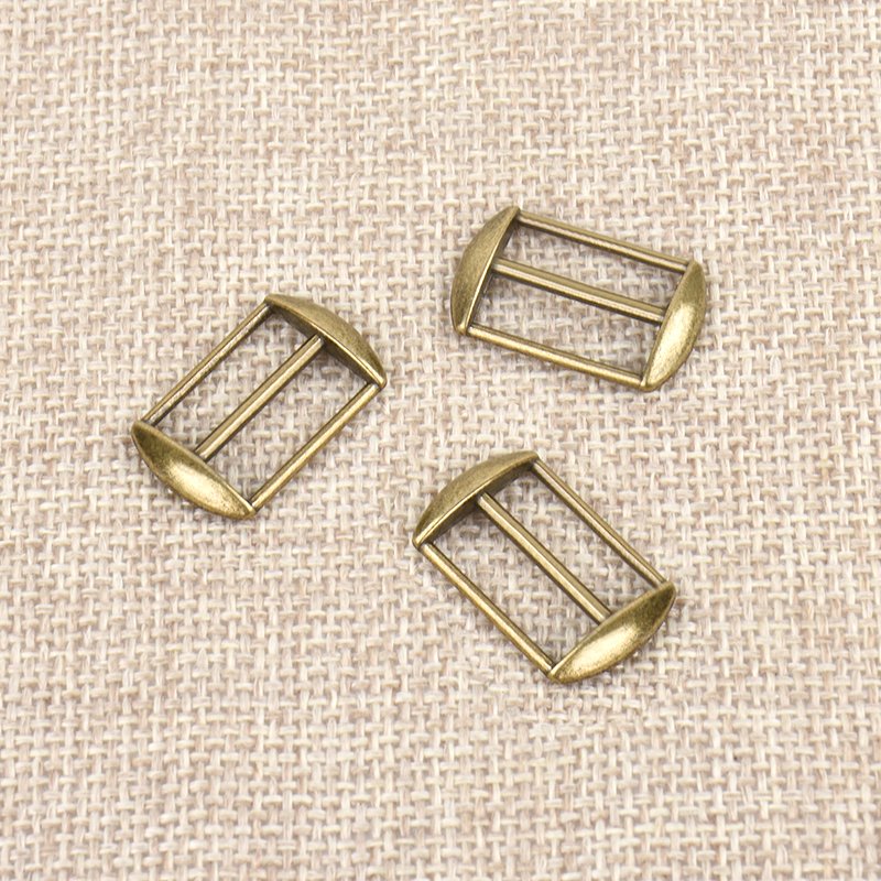 High Quality Adjustable Metal Antique Brass Hat Buckle For Garment