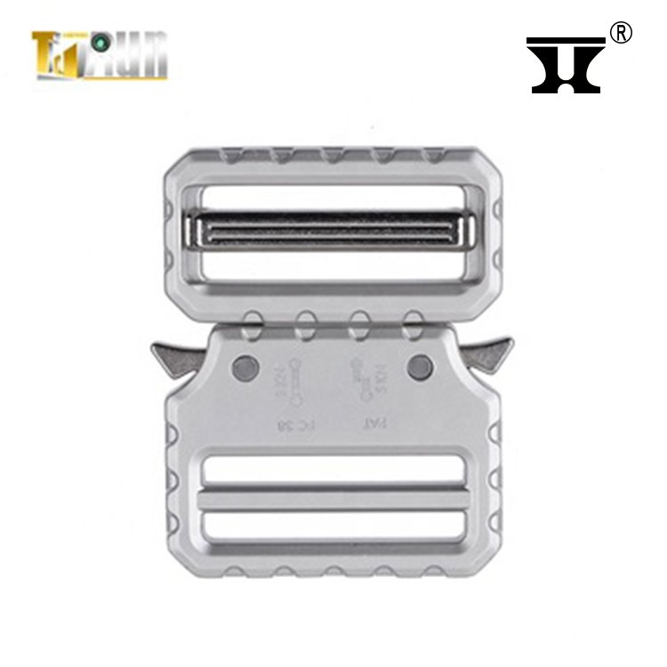 new design1.5inch tactical belt buckle with Custom laser logo for bags quick release buckle for belts