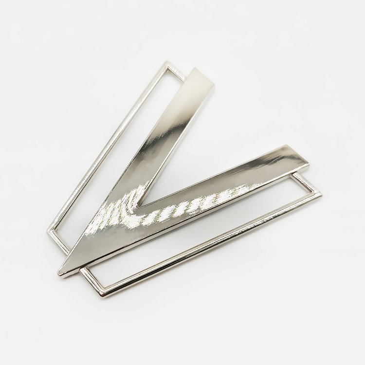 OEM ODM Customized 50mm V-Shaped Zinc Alloy Women Delicate Bikini Buckles Fashion Ladies Metal Swimwear Bra Connector Buckle