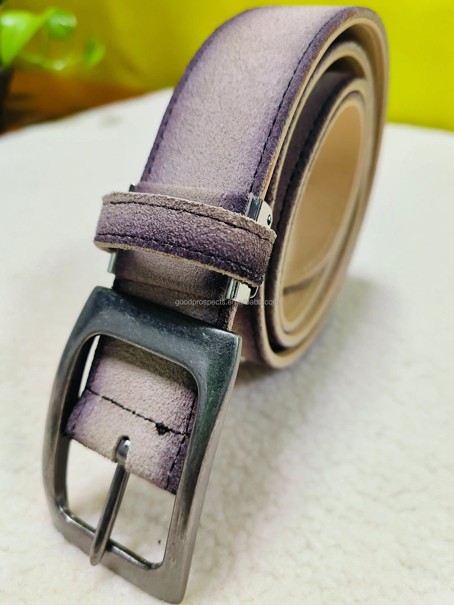 Hot selling Men's Belt French elegance suede foreign fashion style with studded two-tone top layer leather adjustable buckle