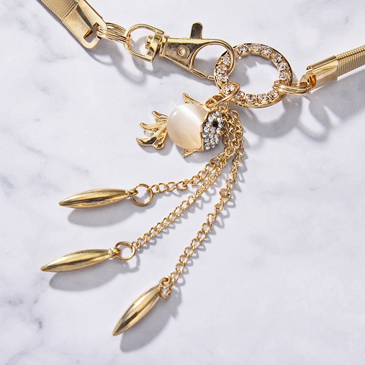 Manufacturer wholesale gold belt exquisitely designed goldfish shape buckle iron belt for women