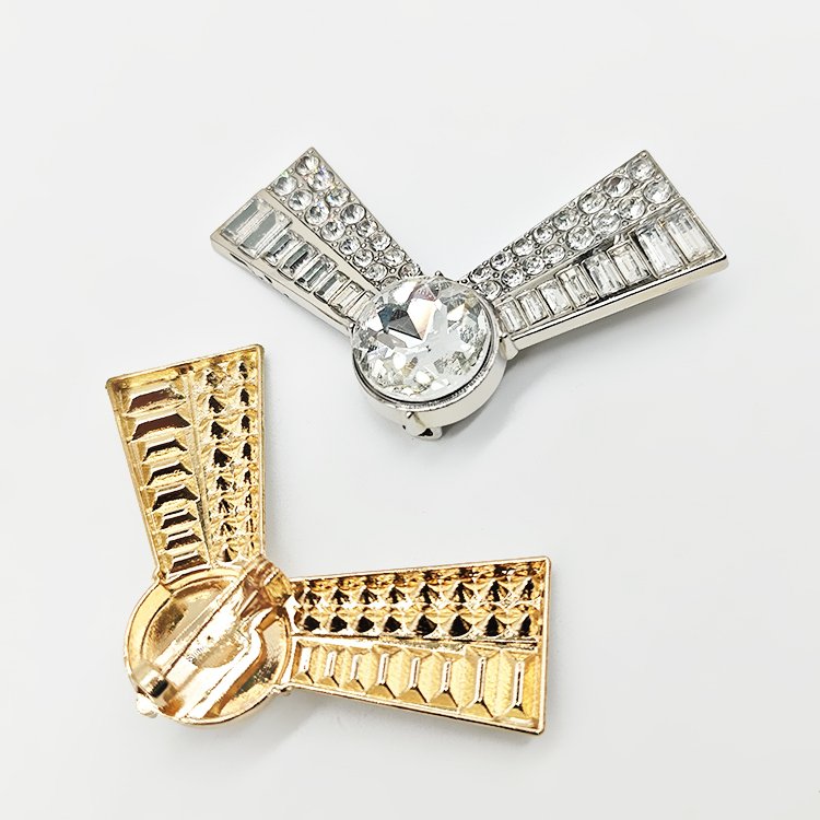 China Manufacturers Rhinestone Decorative Belt Buckle Ladies Luxury Diamond Tri-Glide Buckle Zinc Alloy Ring Buckle For Women