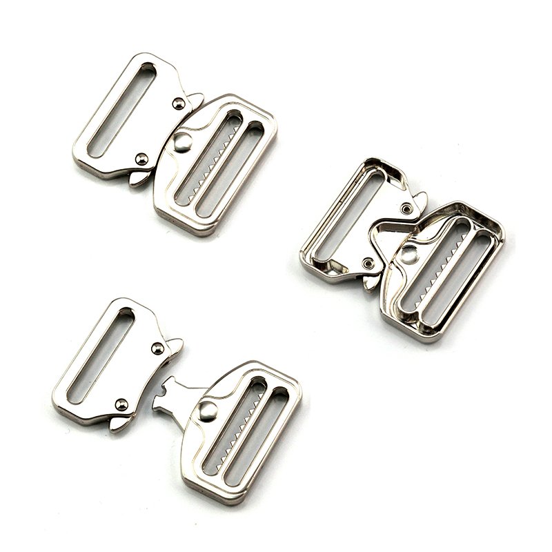 20mm 4824 High Quality Custom Saddlery Buckle Large Golden Shell Buckle for Male Zinc Alloy Quick Shackle for Bag Strap
