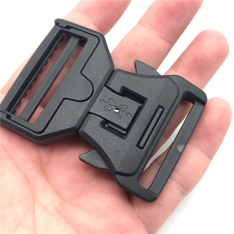 Manufacturer Custom 40mm Quick Release Plastic Magnetic Tactical Belt Buckle