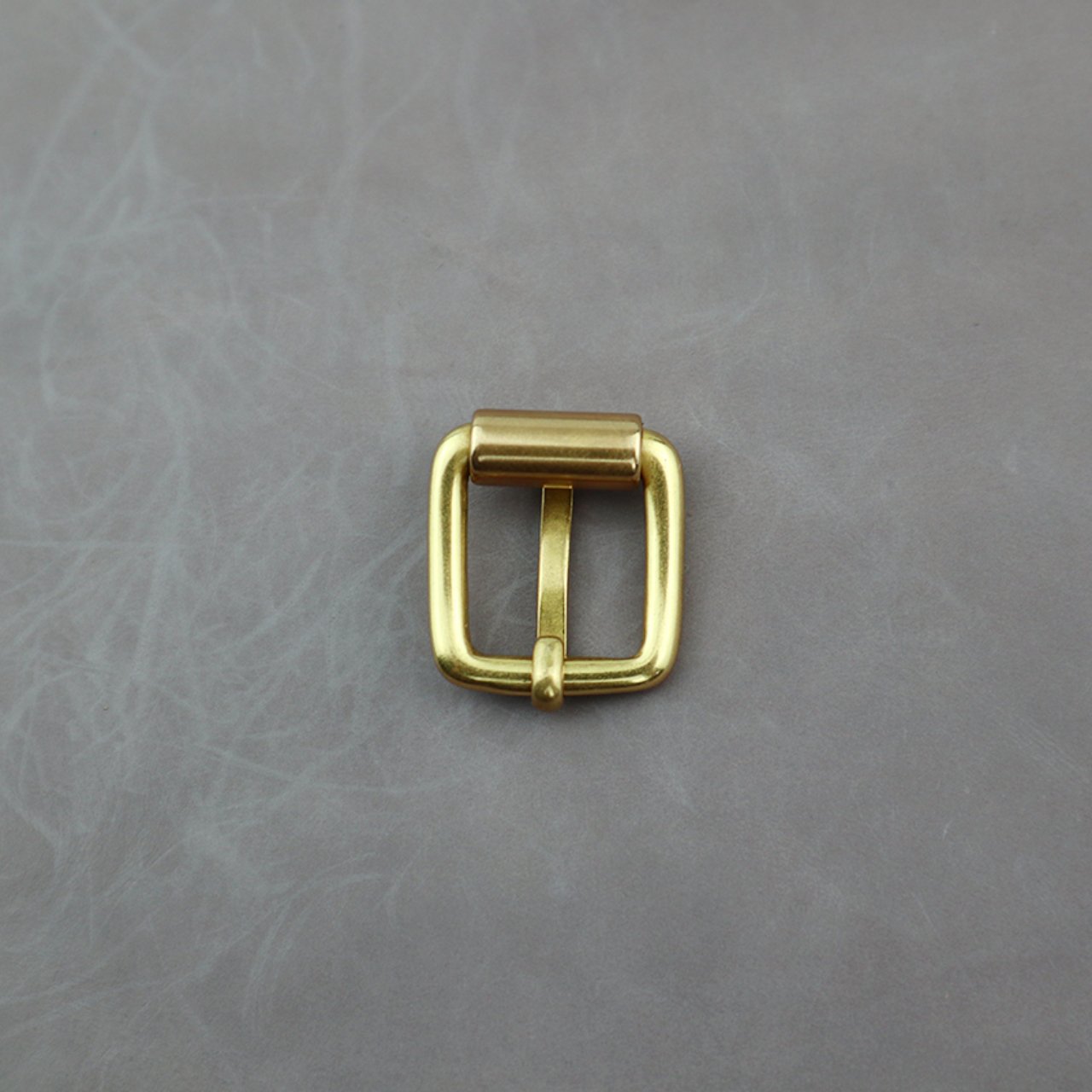 Hot selling 15MM SOLID BRASS belt buckle roller buckle For Women solid brass handbag hardware pin buckle