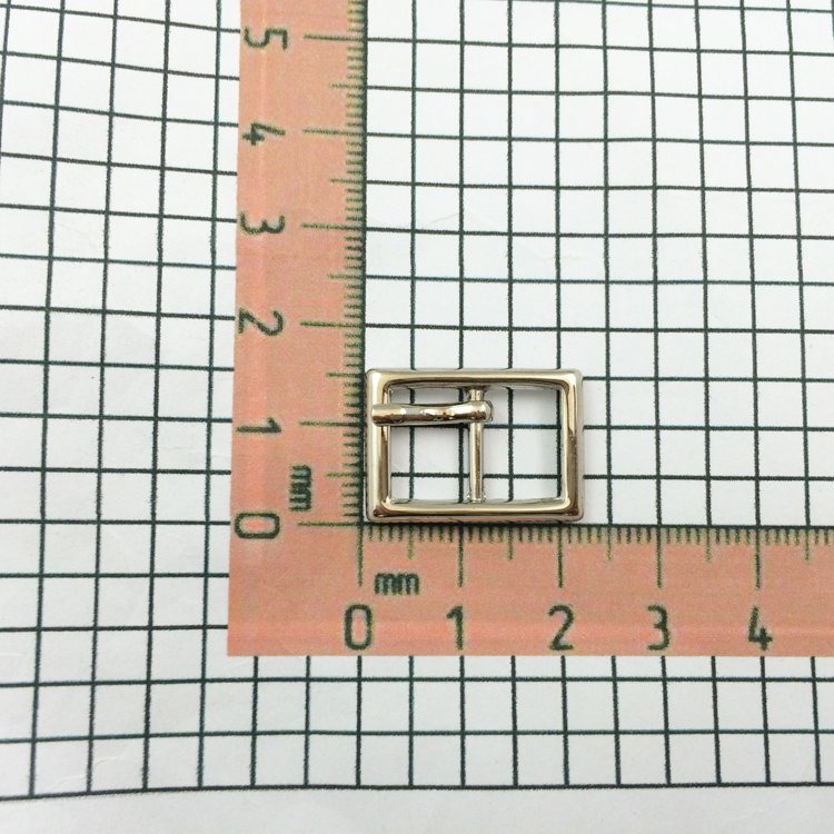 2024 Factory supply attractive center bar small belt pin buckle shoe buckle