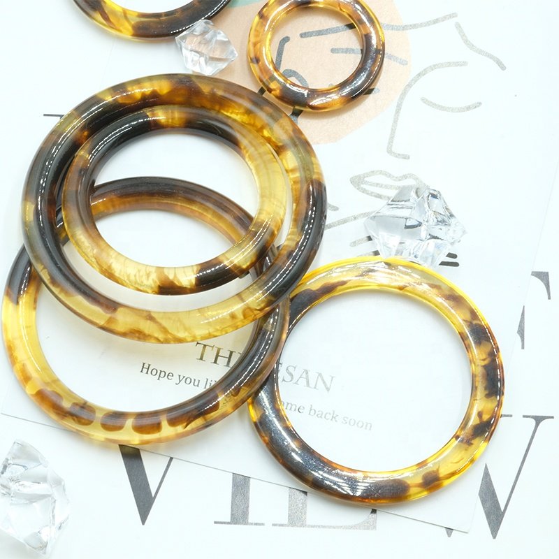 Custom buckles resin polishing white women coats belt buckles round waist brown buttons for clothing
