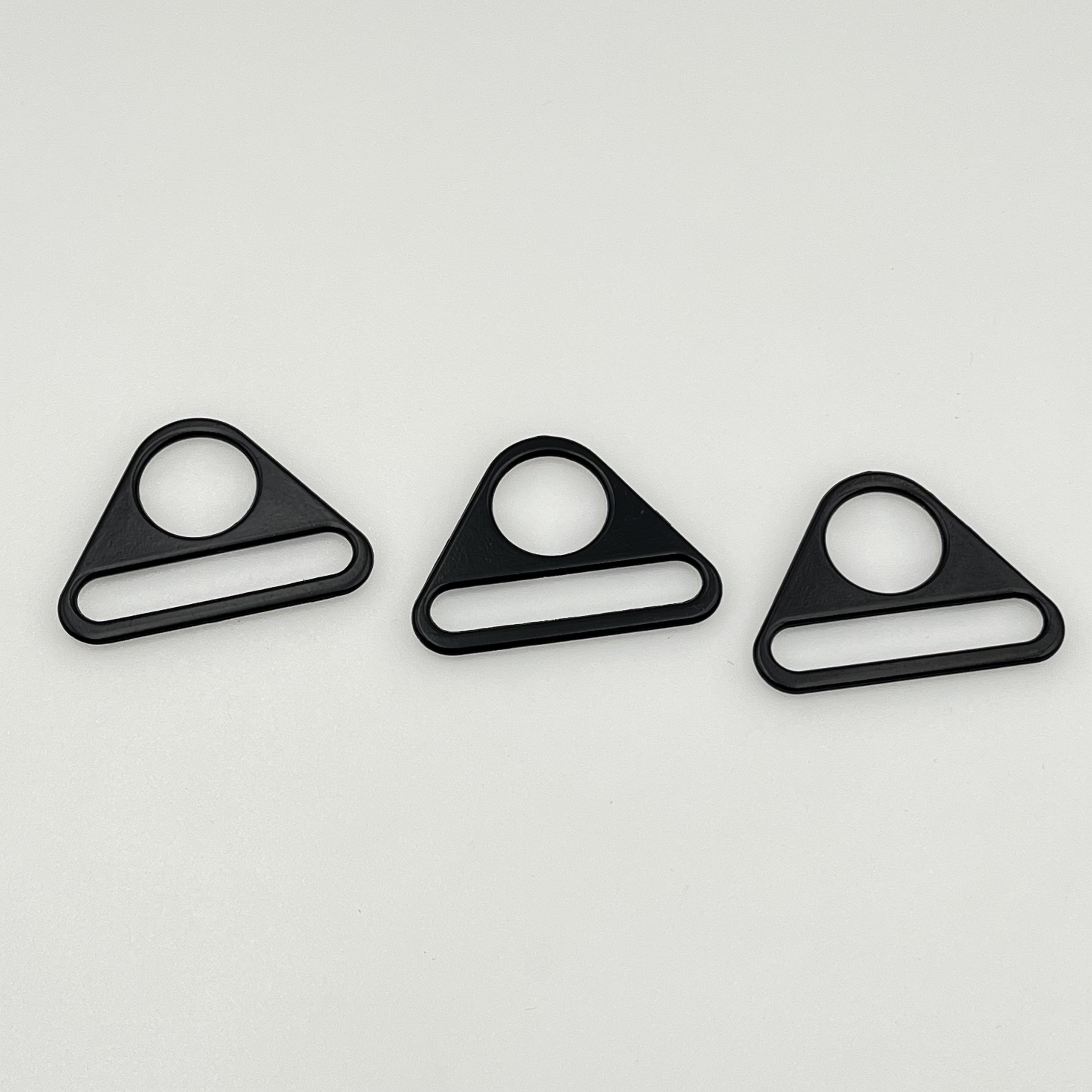 Custom backpack Zinc Alloy Adjuster Triangle Ring Round Hole Triangle Buckle Adjustable Buckles For Bag Strap Webbing
