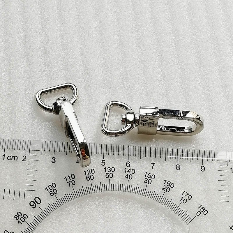 High Quality Bags Accessories Adjustable Metal Swivel Snap Dog Buckle Clasp Pet Leash Hook for Necklace Toy Bag