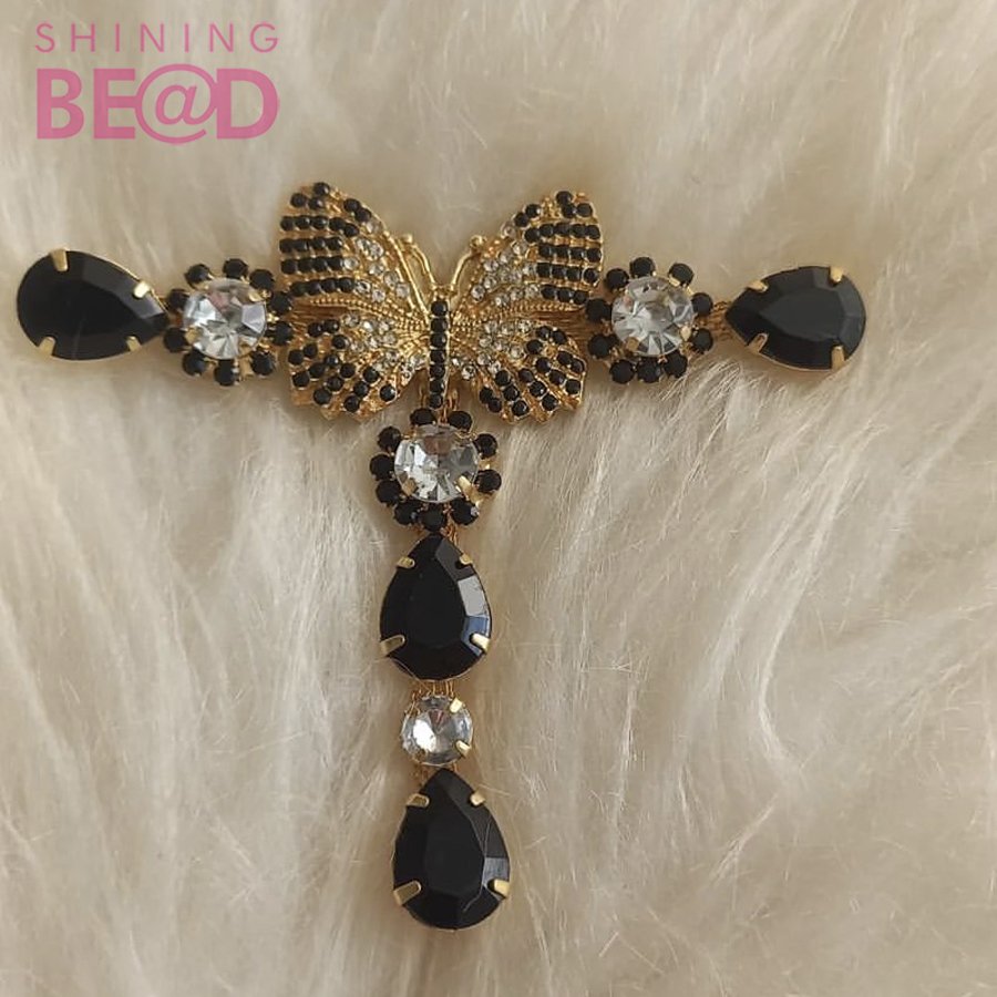 Wholesale Crystal Charms Chain Flip Flop Sandals Buckle Ladies V-shaped Diamond Ornament for Rhinestone Slipper Accessories