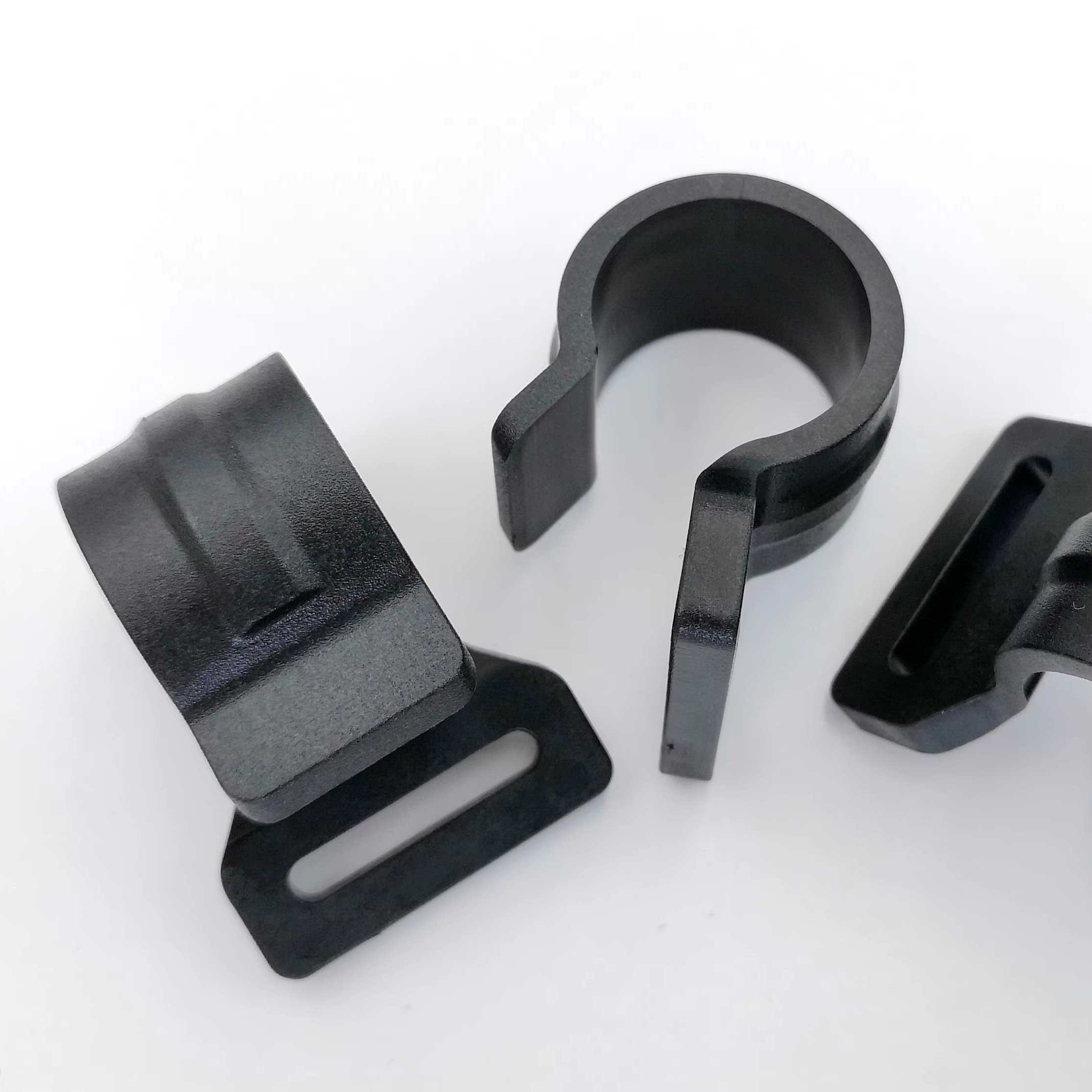 Spring Plastic Snap Hook Bag Buckles Zinc Alloy Hardware Dog Hooks Custom Size For Women Bag
