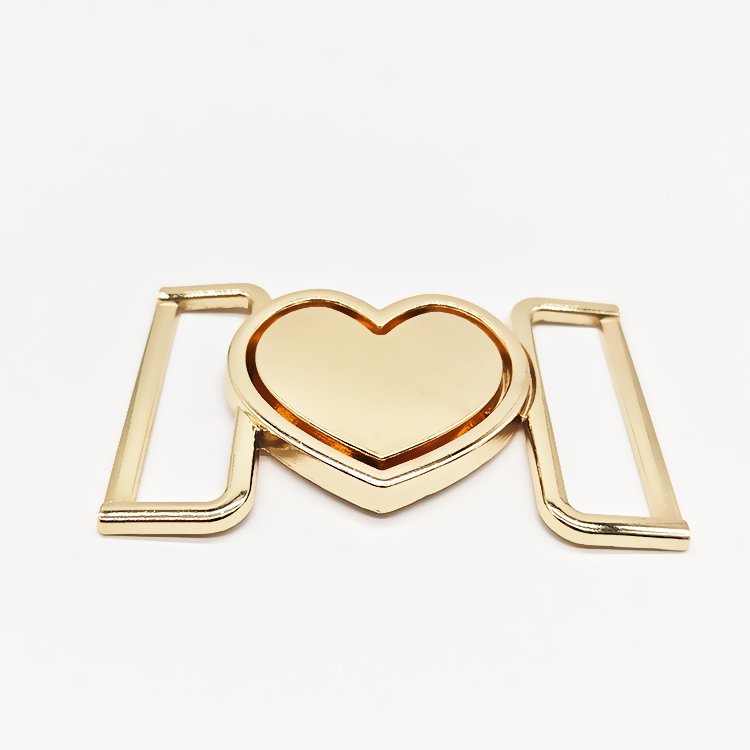 Customized Garment Hardware Parts Luxury Golden Heart Shape Belt Buckle Zinc Alloy Quick Release Metal Straps Buckle For Women