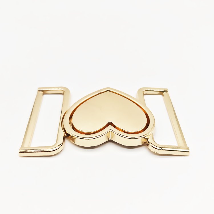 Customized Garment Hardware Parts Luxury Golden Heart Shape Belt Buckle Zinc Alloy Quick Release Metal Straps Buckle For Women