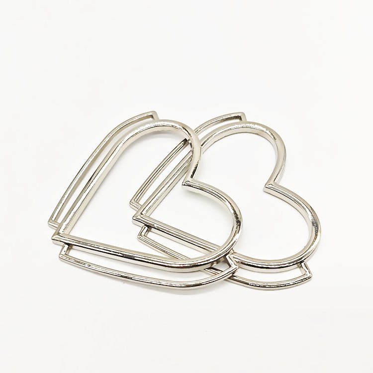 Customized Designer Metal Lightweight Swimwear Bra Connector Buckle Hollow Heart Ring Bikini Buckle Underwear Buckle For Women