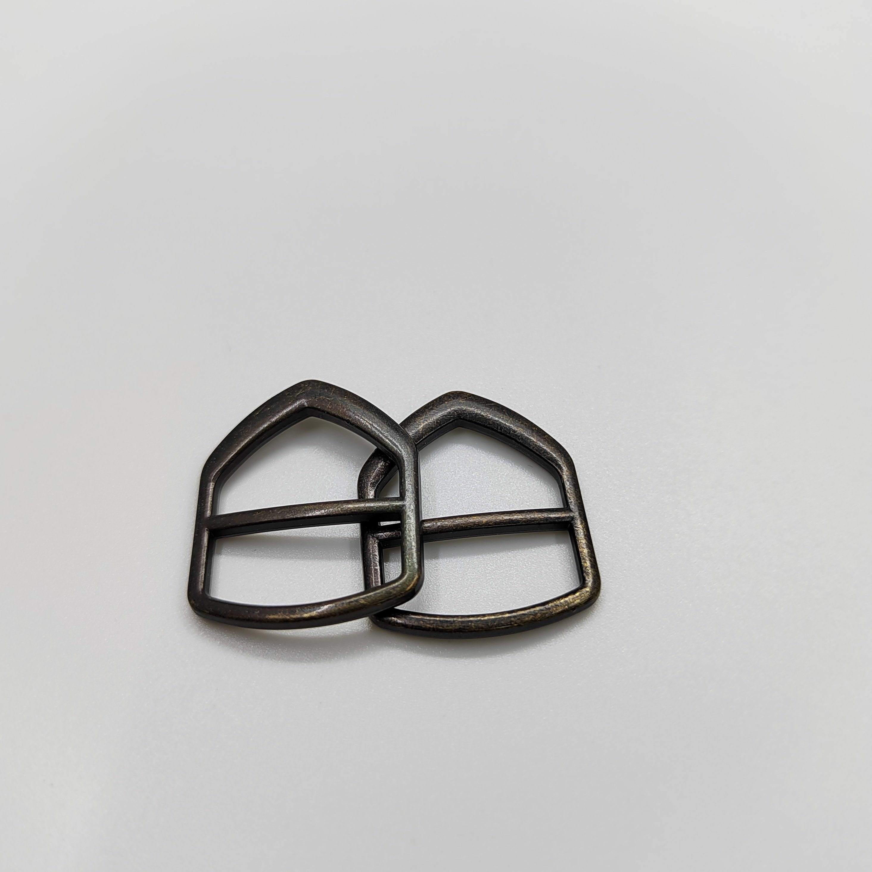 Custom Logo Western Style Alloy Buckles China Gold Jeans Belt Pin Decorations for Women and Men Featuring Designer Hardware
