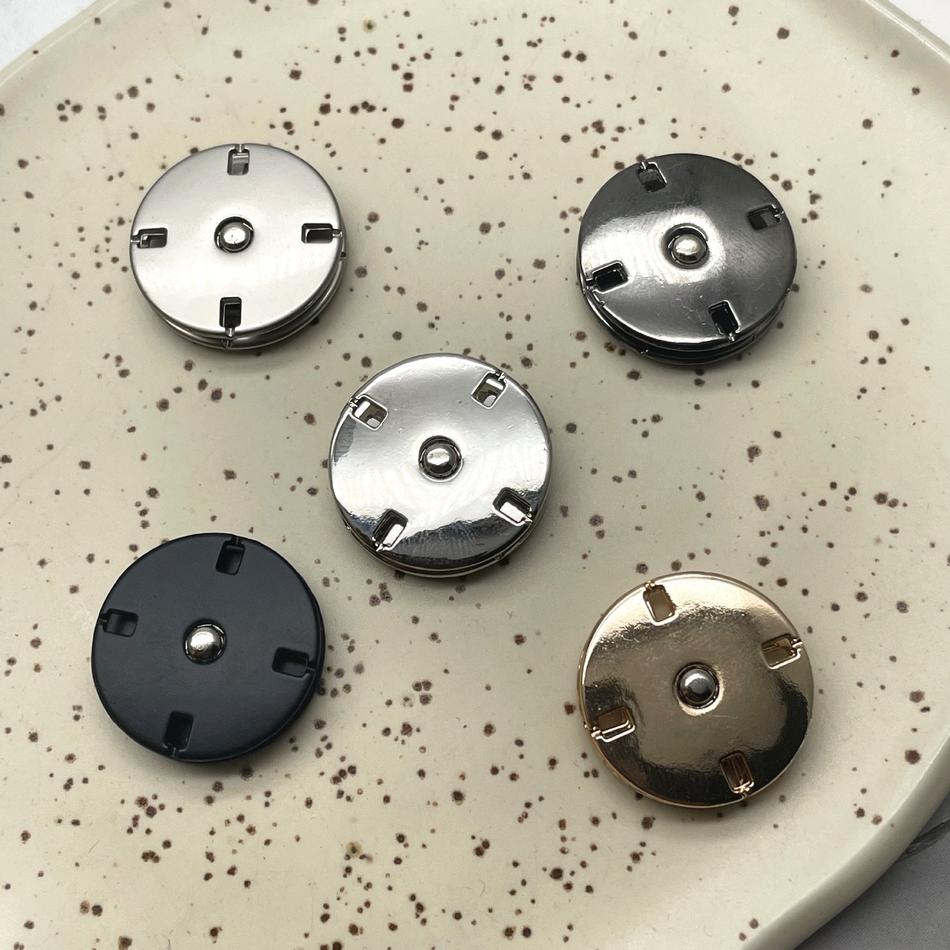 20L-36L Round Metal Buttons For Clothes Custom Simple Invisible Safety Buckle Hand Sewn 4 Holes Flat Snap Button Coat Decorative