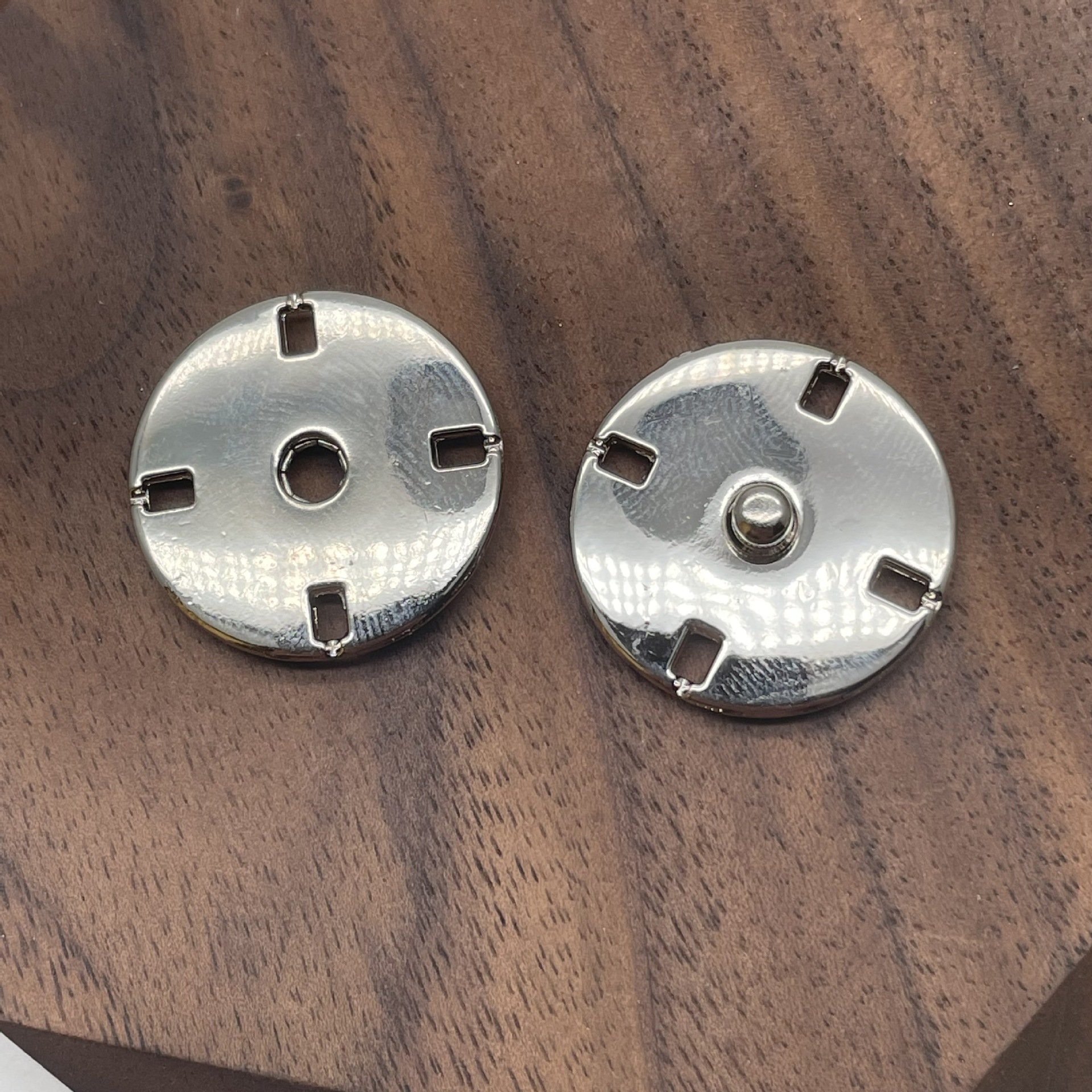 20L-36L Round Metal Buttons For Clothes Custom Simple Invisible Safety Buckle Hand Sewn 4 Holes Flat Snap Button Coat Decorative